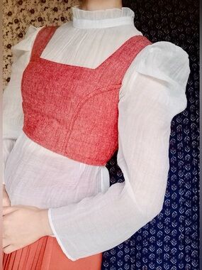 American Eagle ❉ Square Neck Corset Linen Crop Top in Brick Red Chambray XXS